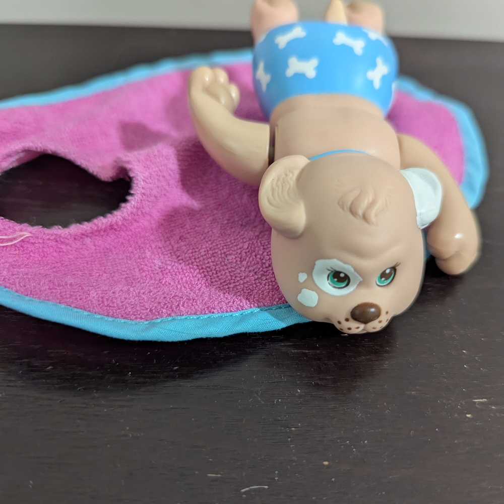 Vintage Hasbro My Tiny Puppy Surprise Bath Swim Time